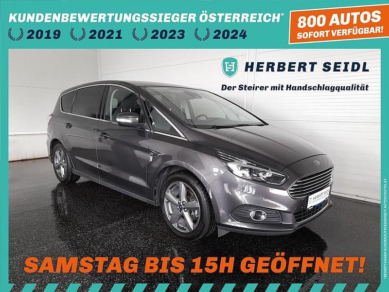 Grau Gebraucht 2016 Ford S-MAX Titanium Van / Kleinbus | € 16.880 (Etwas zu teuer) - Bild 1/4