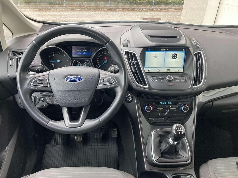 Gebraucht Ford Grand C-Max Titanium 120 PS (88 kW) 2019 Weiß Van / Kleinbus