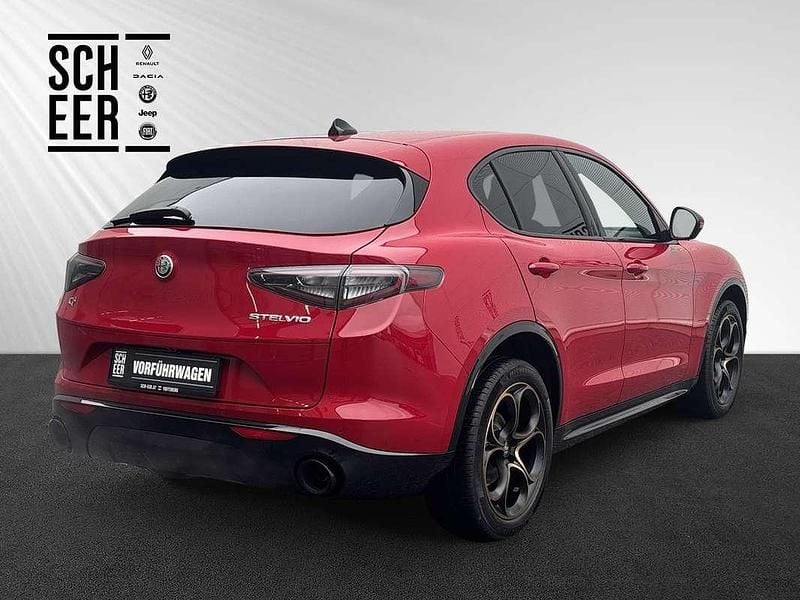 Neu Alfa Romeo Stelvio 209 PS (153 kW) 2025 Rot SUV