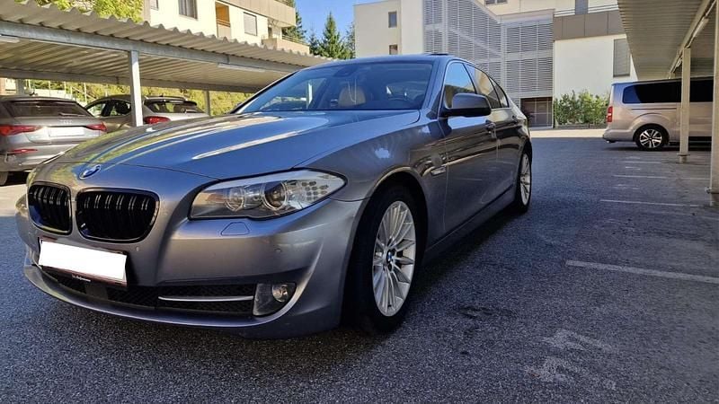 Silber Gebraucht 2011 BMW 530 Limousine | € 14.500 (Superpreis) - Bild 1/1