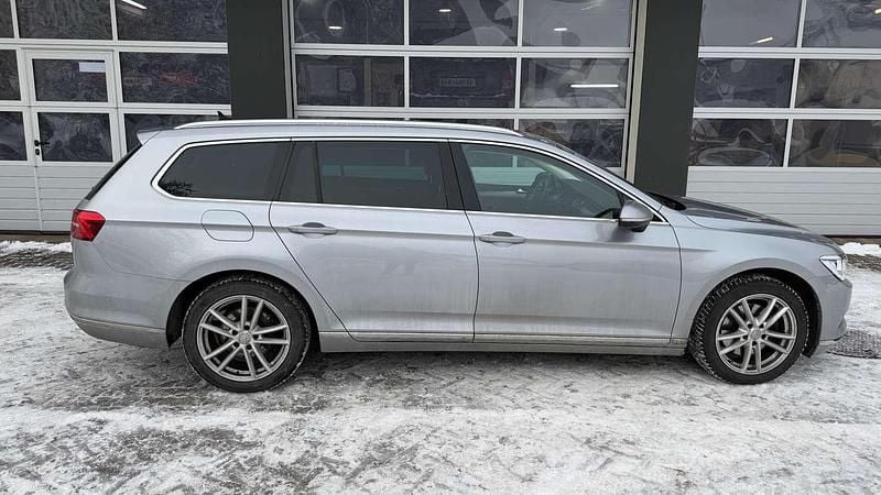 Gebraucht VW Passat Highline 150 PS (110 kW) 2018 Grau Kombi