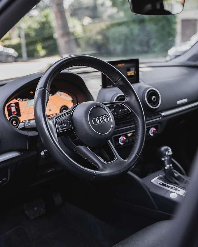 Gebraucht Audi A3 102 PS (75 kW) 2020 Schwarz Limousine