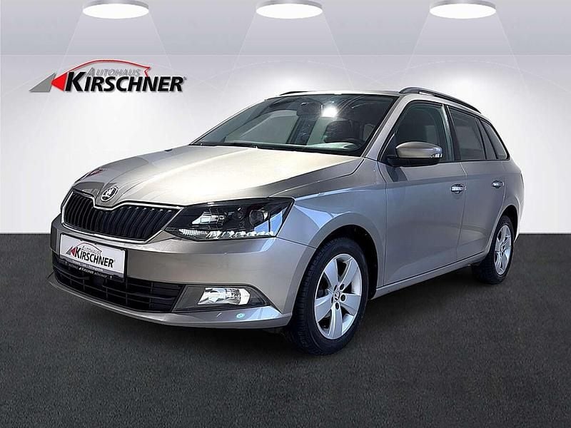 Beige Gebraucht 2015 Skoda Fabia Ambition Kombi | € 8.990 (Guter Preis) - Bild 1/4