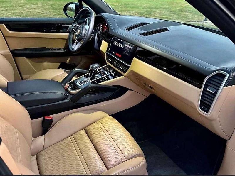 Gebraucht Porsche Cayenne 340 PS (250 kW) 2018 Schwarz SUV