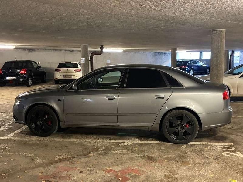 Gebraucht Audi A4 140 PS (102 kW) 2005 Grau Limousine