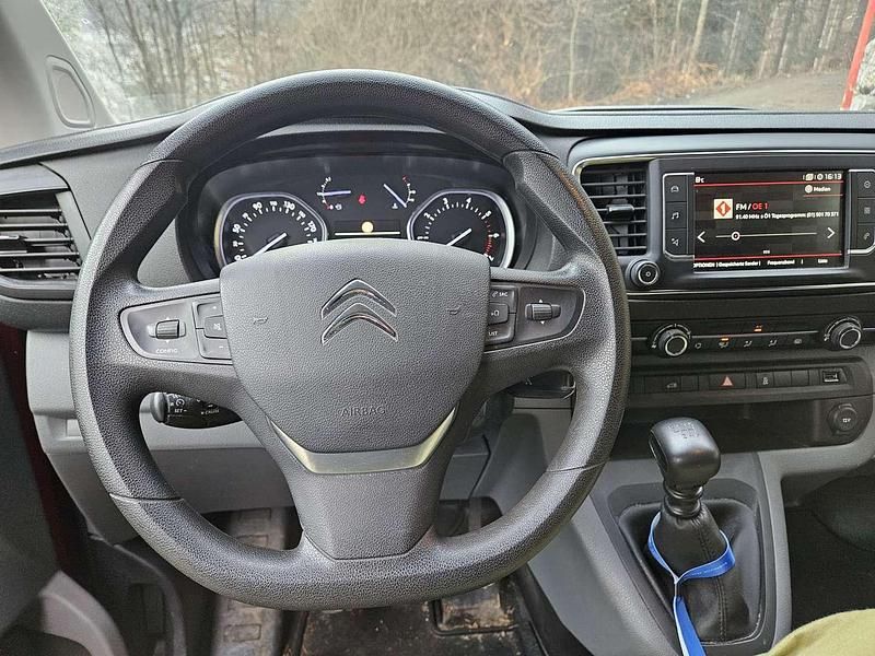 Gebraucht Citroën Jumpy Comfort 128 PS (94 kW) 2017 Rot Van / Kleinbus