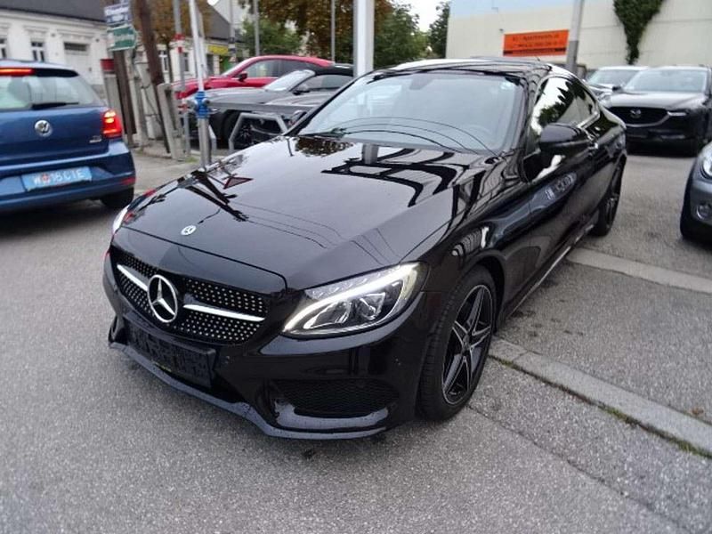 Gebraucht Mercedes C180 156 PS (114 kW) 2017 Schwarz Coupé