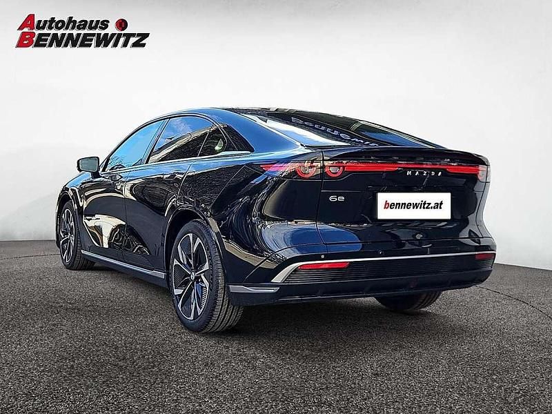 Neu Mazda 6e Takumi-Line 189 kW (258 PS) 2025 Schwarz Limousine