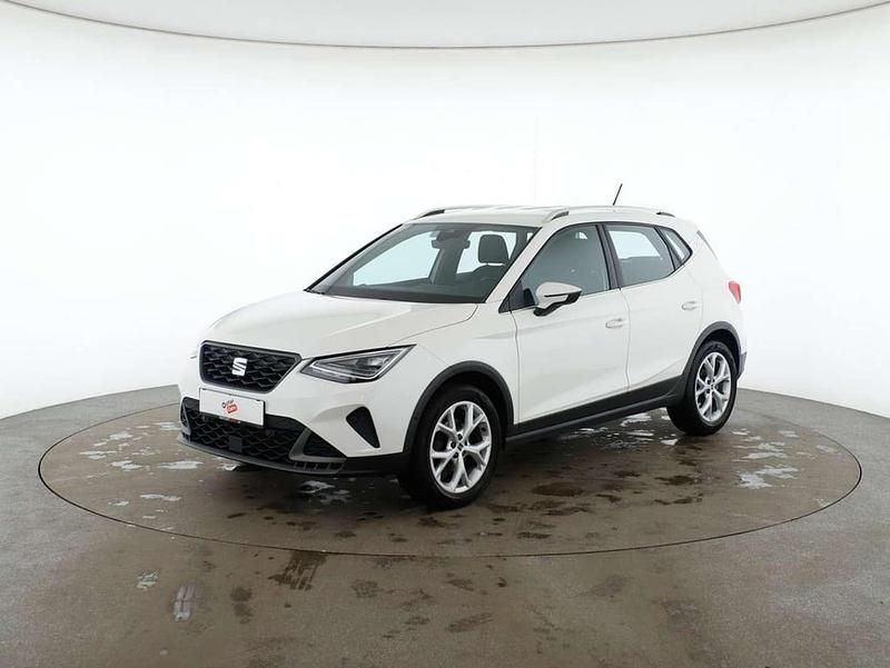 Gebraucht Seat Arona FR 150 PS (110 kW) 2023 Weiß SUV