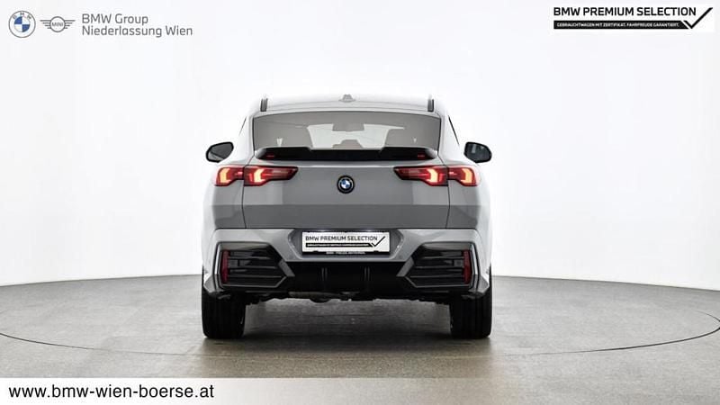 Gebraucht BMW X2 Efficient Dynamics 163 PS (119 kW) 2024 M brooklyn grau SUV