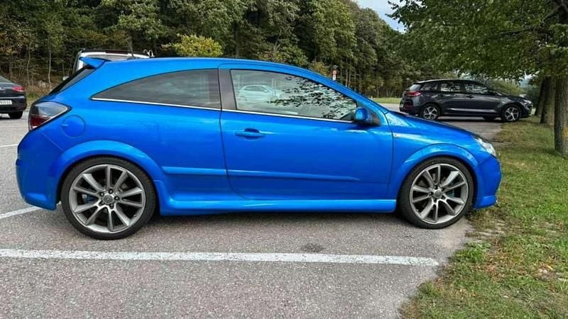 Gebraucht Opel Astra OPC 241 PS (177 kW) 2009 Limousine