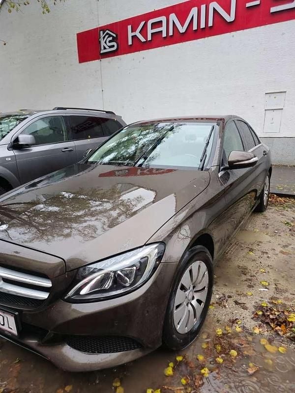 Gebraucht Mercedes C220 170 PS (125 kW) 2014 Braun Limousine
