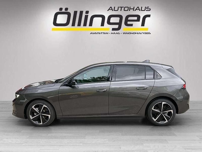 Gebraucht Opel Astra Edition 110 PS (80 kW) 2025 Grau Limousine