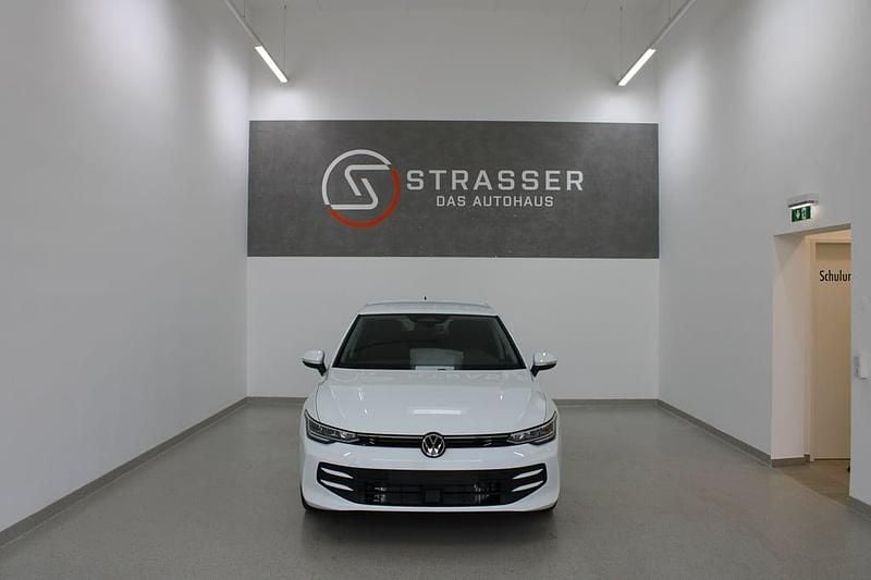 Neu VW Golf VIII 204 PS (150 kW) 2026 Weiss  normal