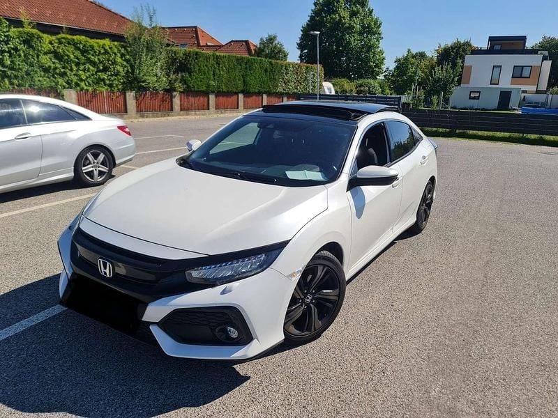 Gebraucht Honda Civic S 126 PS (92 kW) 2019 Weiß Limousine