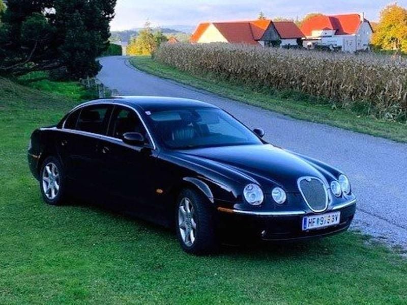 Schwarz Gebraucht 2005 Jaguar S-Type Executive Limousine | € 7.900 - Bild 1/4