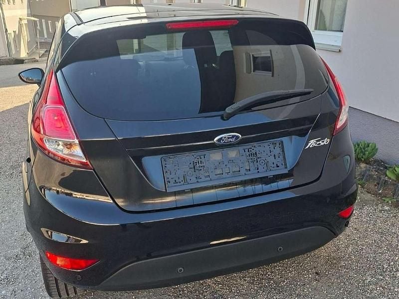Gebraucht Ford Fiesta Sport 80 PS (58 kW) 2013 Schwarz Kleinwagen