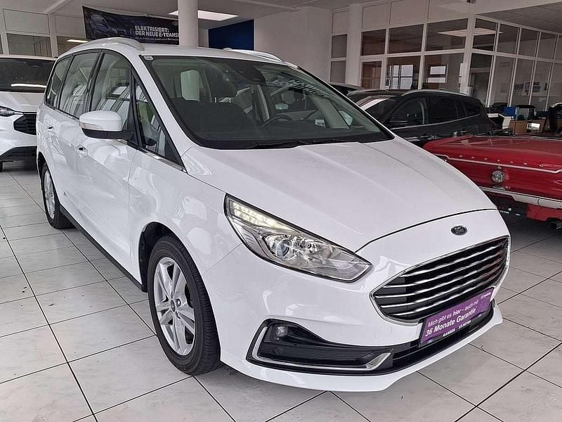 Weiß Gebraucht 2019 Ford Galaxy Titanium Van / Kleinbus | € 21.900 (Fairer Preis) - Bild 1/4