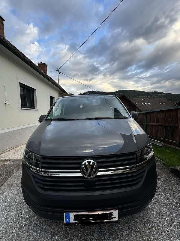 Gebraucht VW T6.1 150 PS (110 kW) 2020 Grau Van