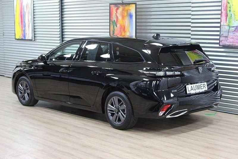 Gebraucht Peugeot 308 SW Allure 131 PS (96 kW) 2024 Schwarz Kombi