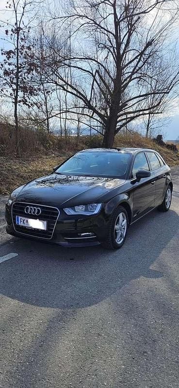 Gebraucht Audi A3 Ambiente 105 PS (77 kW) 2013 Limousine