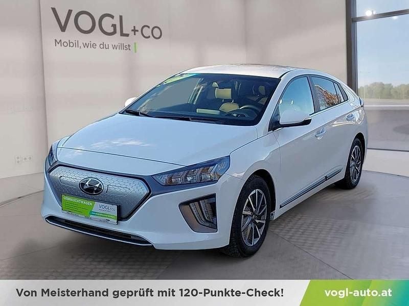 Weiß Gebraucht 2022 Hyundai Ioniq Kleinwagen | € 18.750 (Guter Preis) - Bild 1/4