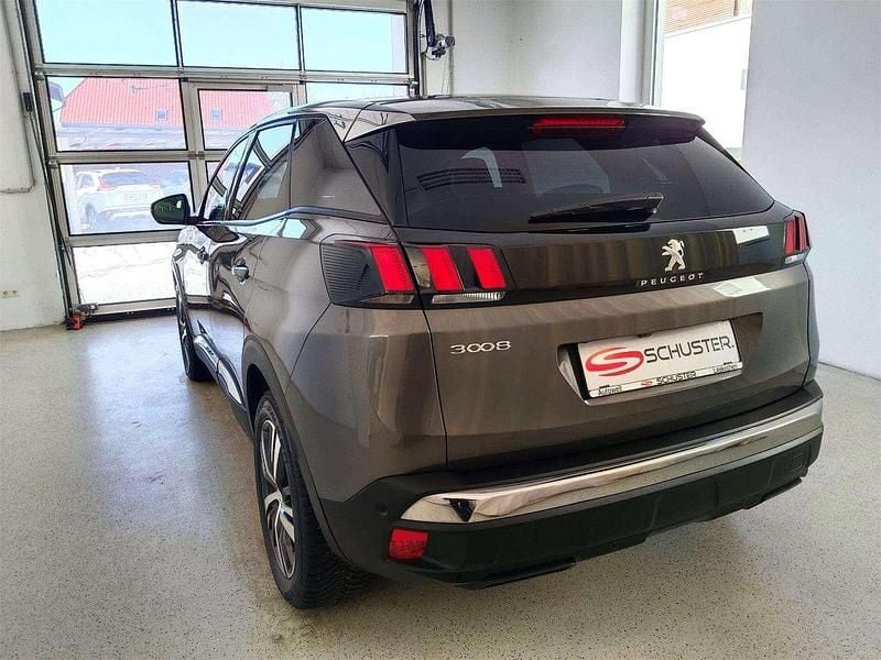 Gebraucht Peugeot 3008 Allure 131 PS (96 kW) 2023 Grau SUV