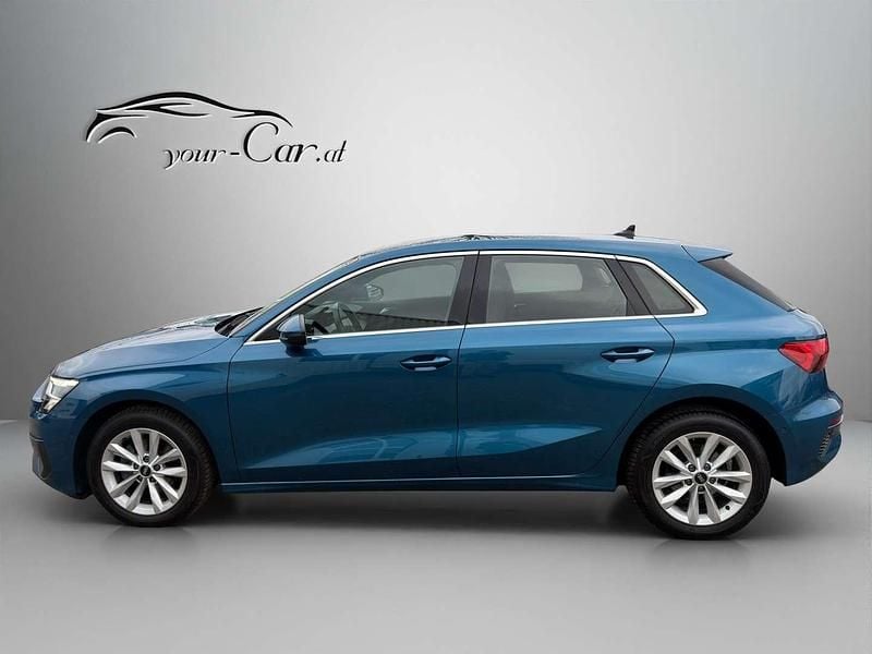 Gebraucht Audi A3 Sportback Comfort 110 PS (80 kW) 2021 Blau Kleinwagen