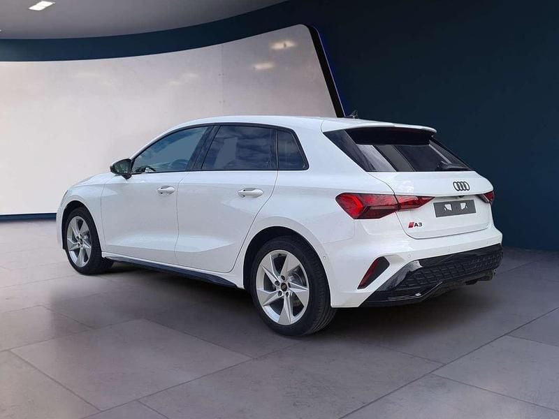 Gebraucht Audi A3 S-Line 150 PS (110 kW) 2024 Weiß Limousine