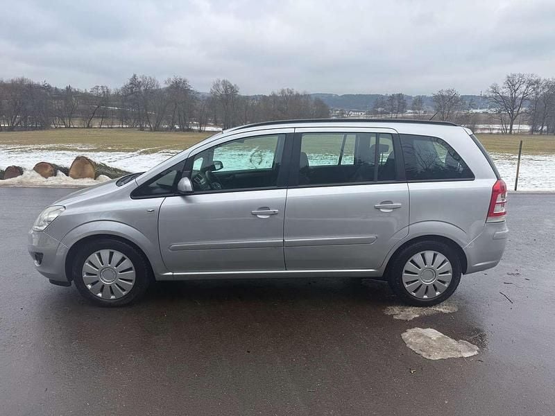 Gebraucht Opel Zafira 150 PS (110 kW) 2008 Grau Van / Kleinbus