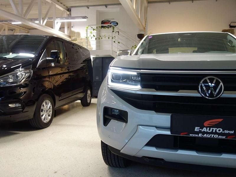 Gebraucht VW Amarok Style 205 PS (150 kW) 2024 Grau Abholung