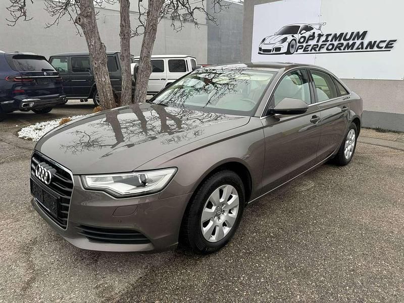 Grau Gebraucht 2012 Audi A6 Comfort Limousine | € 12.990 - Bild 1/4