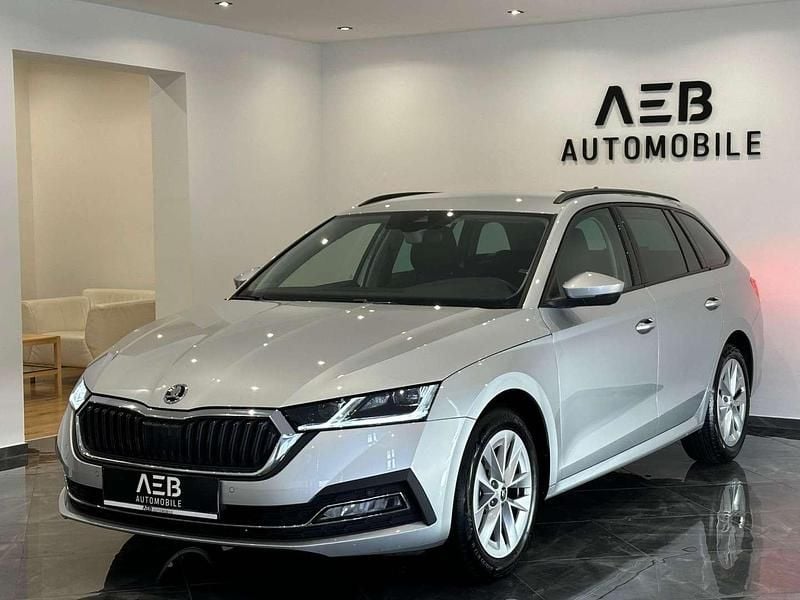 Silber Gebraucht 2024 Skoda Octavia Style Kombi | € 24.990 (Guter Preis) - Bild 1/4