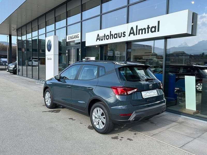 Neu Seat Arona Reference 95 PS (69 kW) 2026 Dunkelblau  normal SUV