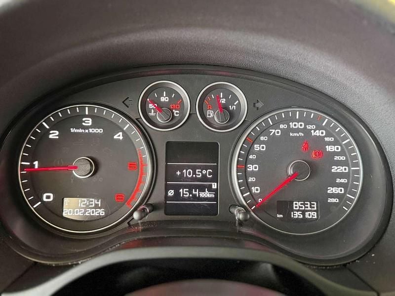 Gebraucht Audi A3 Ambition 140 PS (102 kW) 2010 Rot Kleinwagen