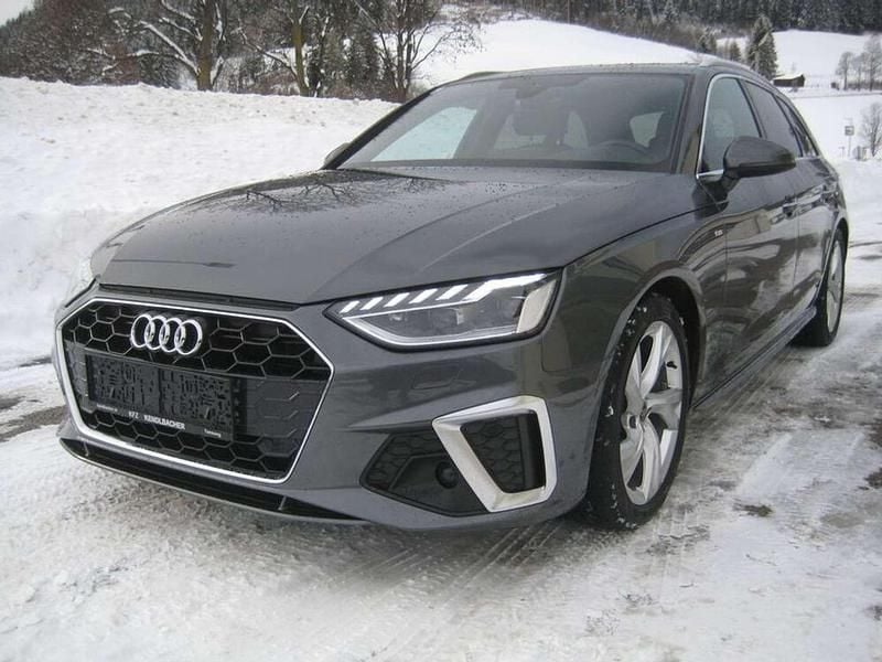 Gebraucht Audi A4 S-Line 204 PS (150 kW) 2022 Grau Kombi
