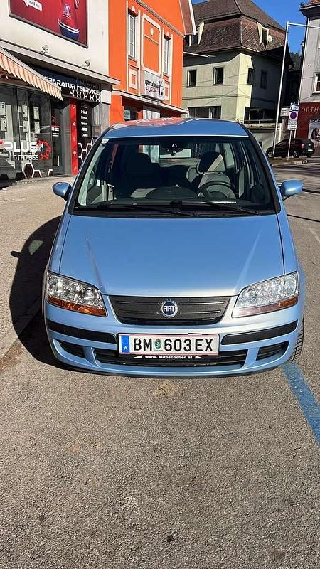 Gebraucht Fiat Idea Active 95 PS (69 kW) 2004 Blau Van / Kleinbus