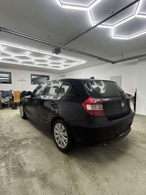 Gebraucht BMW 118 121 PS (88 kW) 2004 Kleinwagen