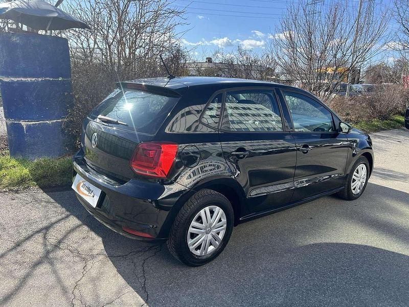 Gebraucht VW Polo Trendline 60 PS (44 kW) 2015 Schwarz Limousine