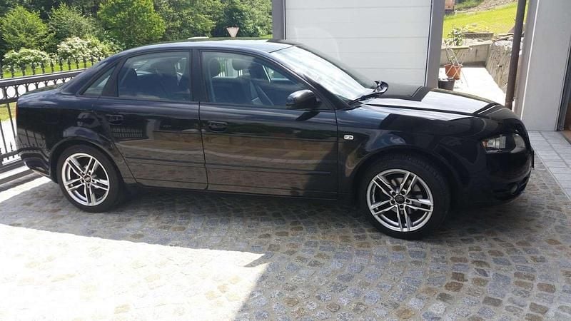 Gebraucht Audi A4 116 PS (85 kW) 2006 Schwarz Limousine