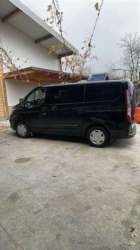 Gebraucht Ford Transit Custom 131 PS (96 kW) 2019 Schwarz Van / Kleinbus