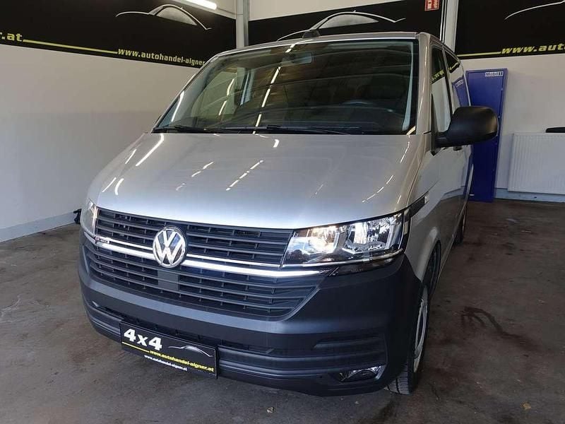 Grau Gebraucht 2021 VW T6.1 Trendline Van | € 44.900 (Etwas zu teuer) - Bild 1/4