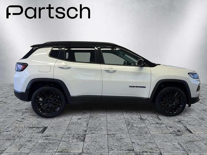 Gebraucht Jeep Compass Night Eagle 190 PS (139 kW) 2023 Schwarz SUV