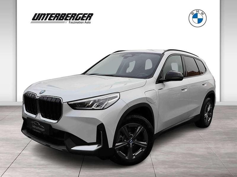 Weiß Gebraucht 2023 BMW X1 Shadowline SUV | € 38.490 (Fairer Preis) - Bild 1/4