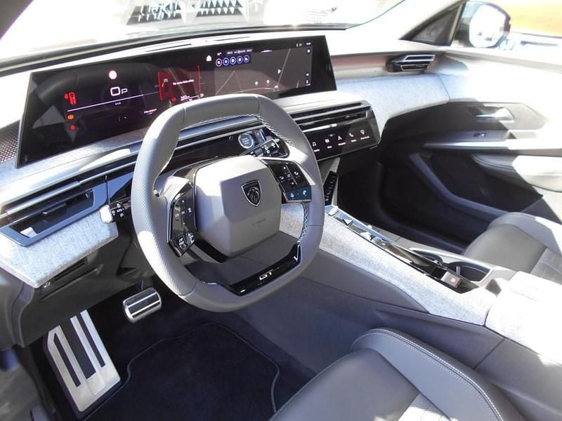 Neu Peugeot 5008 GT 136 PS (100 kW) 2025 SUV