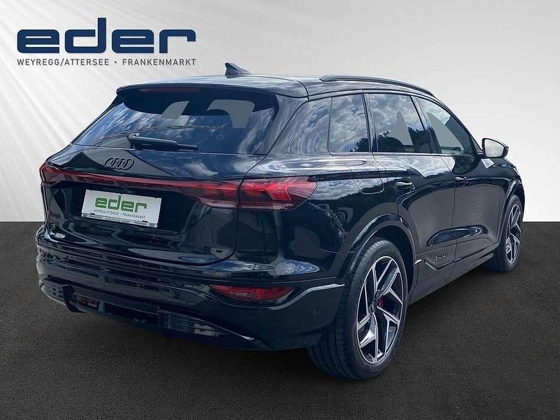 Gebraucht Audi SQ6 e-tron Ambiente 359 kW (489 PS) 2024 Schwarz  metallicperleffektno SUV