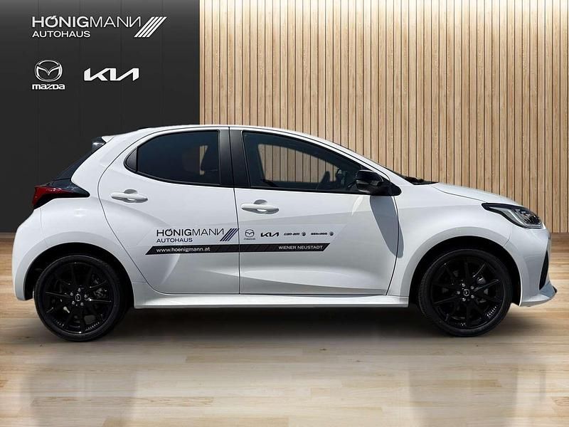 Neu Mazda 2 Homura-Line 92 PS (67 kW) 2025 Weiß Limousine