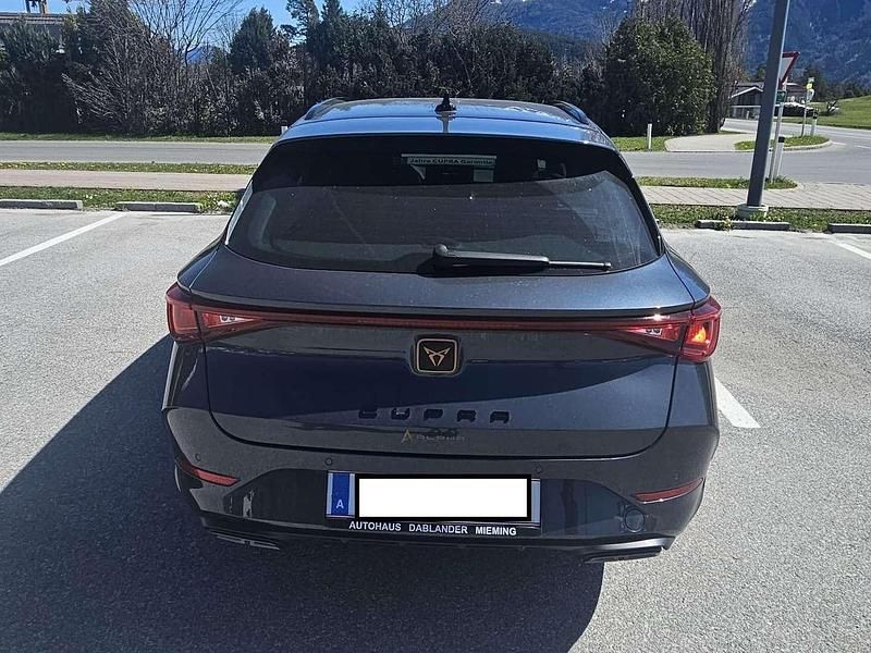 Gebraucht Cupra Leon 150 PS (110 kW) 2023 Grau Kombi