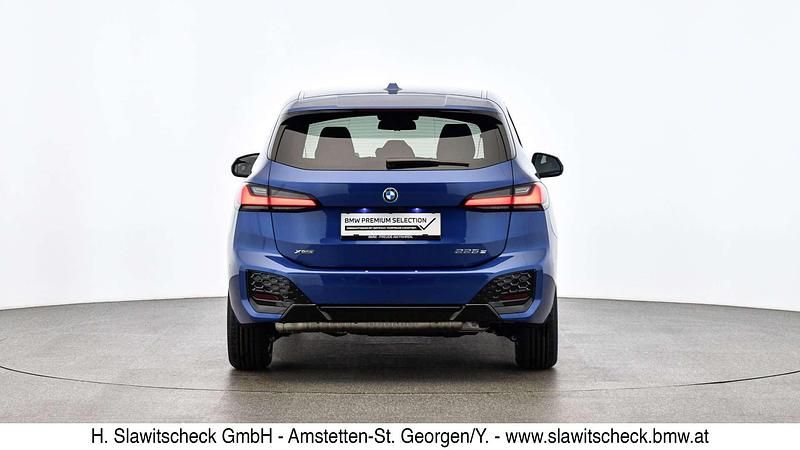 Gebraucht BMW 225 Luxury Line 136 PS (100 kW) 2024 Blau Limousine