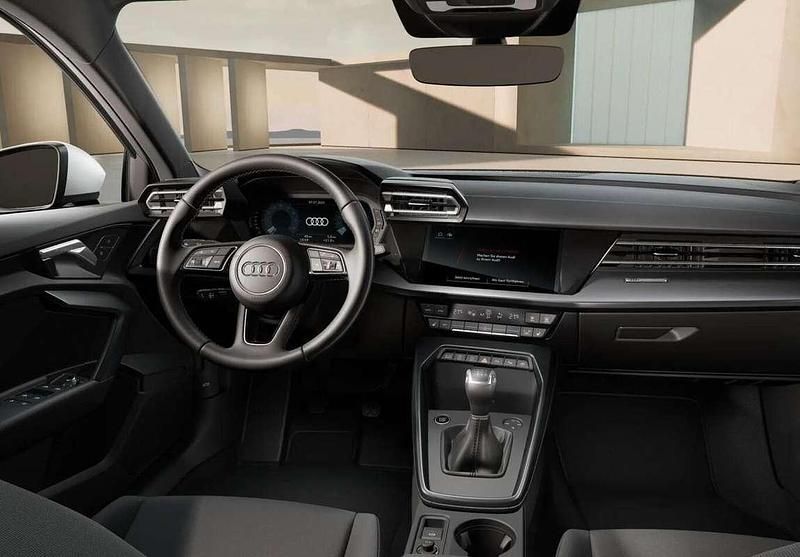 Neu Audi A3 Ambiente 116 PS (85 kW) 2025 Schwarz Limousine